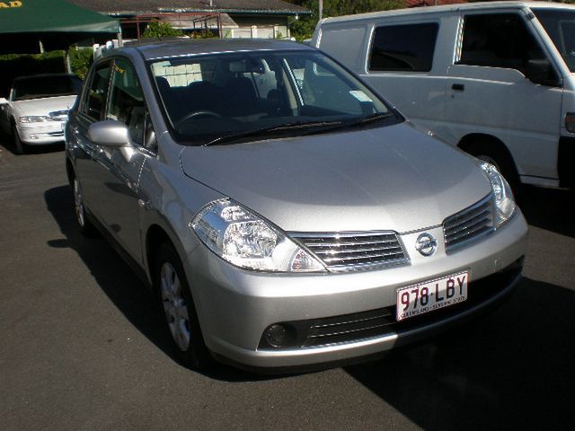 Nissan Tiida