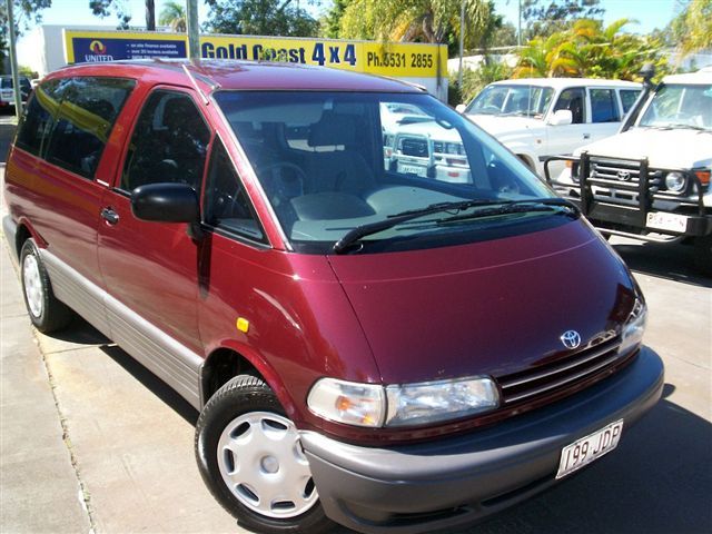 Toyota Tarago
